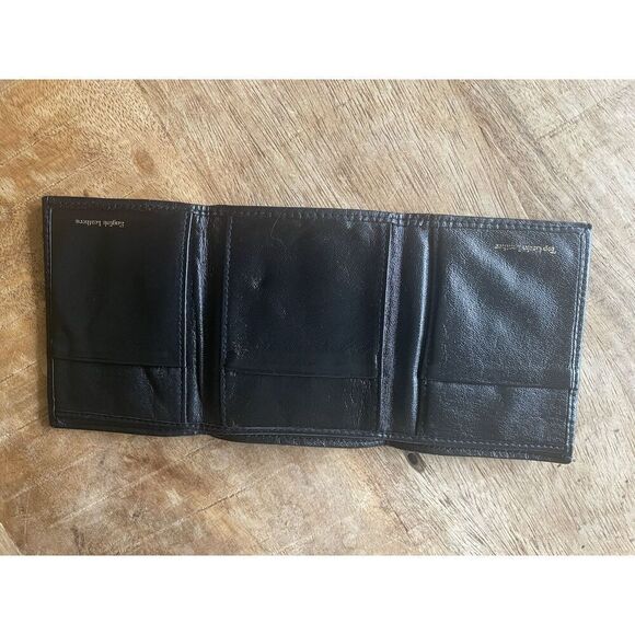 Vintage Black Leather Trifold Wallet with Flying Ducks Embossing Bag Bazaar - Picture 2 of 7